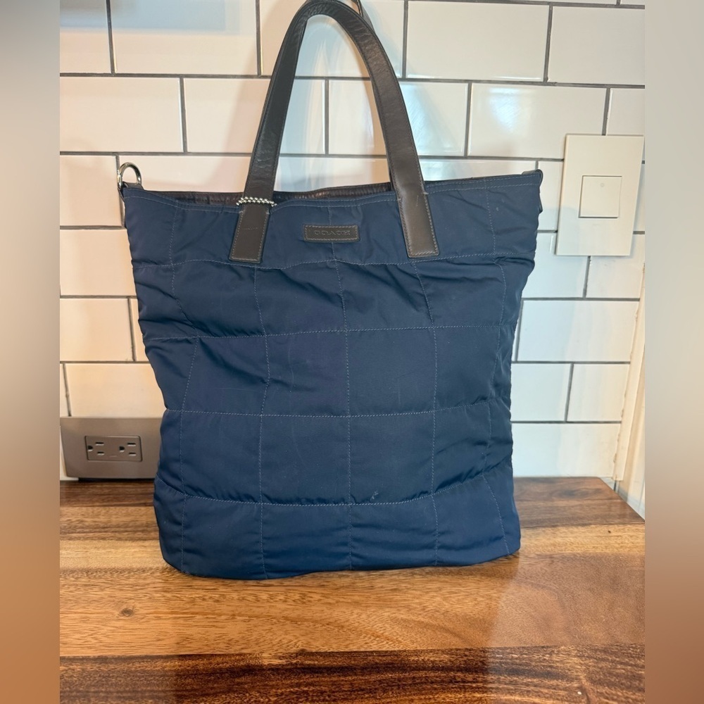 Coach Reversible tote - Picture 3 of 7